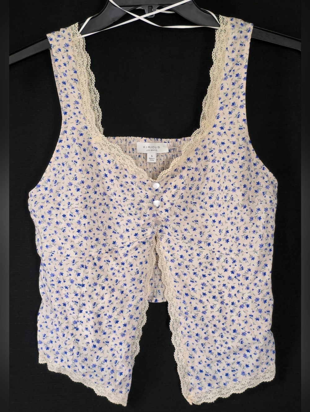 NWOT Kirious LA Crop Tank with Cream And Blue Floral And Lace Top Size S